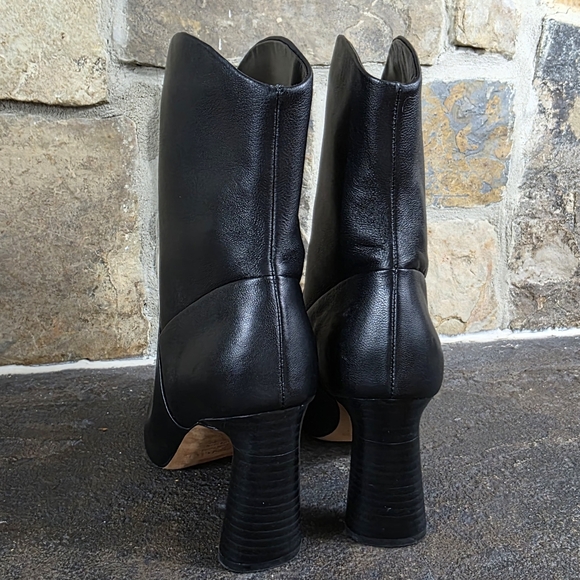NEW Vince Harlow Leather Heeled Boots - Picture 5 of 11